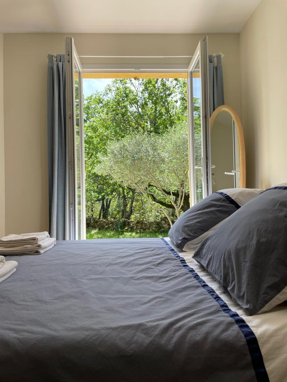 Les Marguerites Bed & Breakfast Vers Pont du Gard Luaran gambar