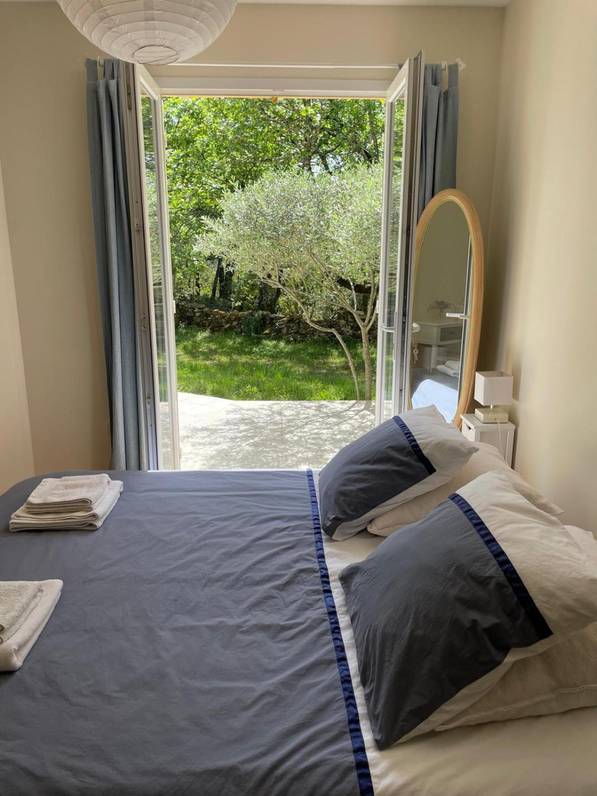 Les Marguerites Bed & Breakfast Vers Pont du Gard Luaran gambar